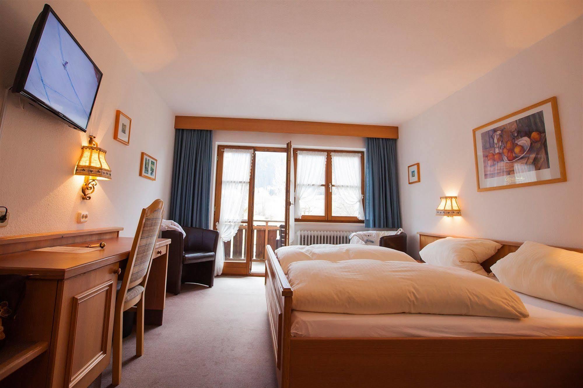 Hotel Pfrontener Hof Eksteriør billede
